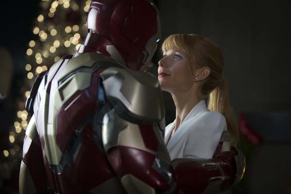 Robert Downey Jr. et Gwyneth Paltrow dans Iron Man 3 (2013)