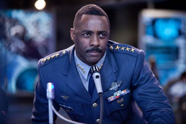 Idris Elba dans Pacific Rim (2013)