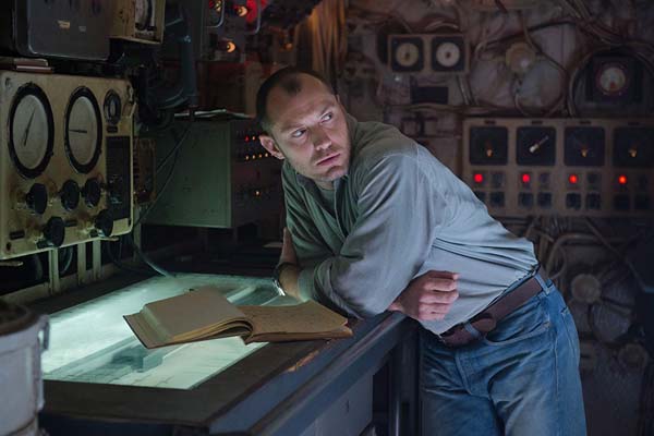 Jude Law dans Black Sea (2014)