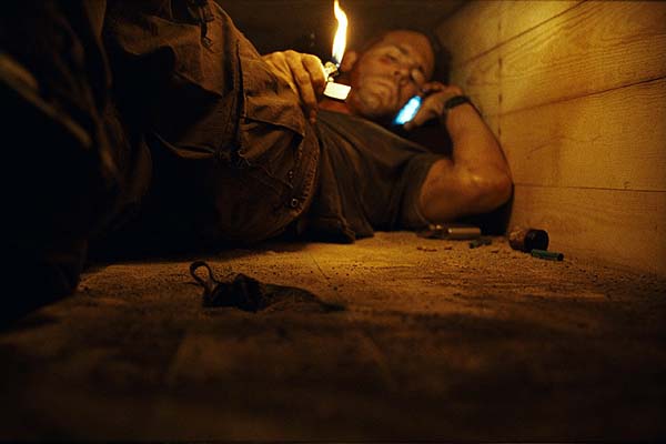 Buried (2010)