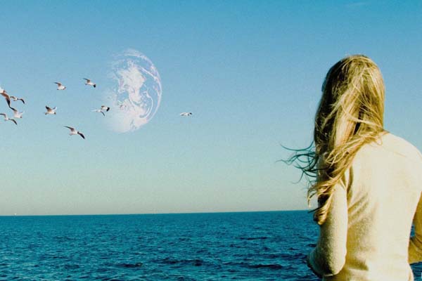 Brit Marling dans Another Earth (2011)