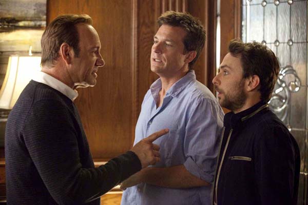 Kevin Spacey, Jason Bateman, et Charlie Day dans Comment tuer son boss ? (2011)