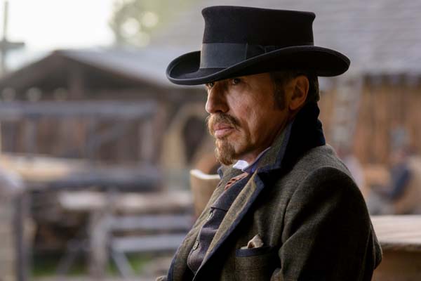 Michael Wincott dans Forsaken (2015)