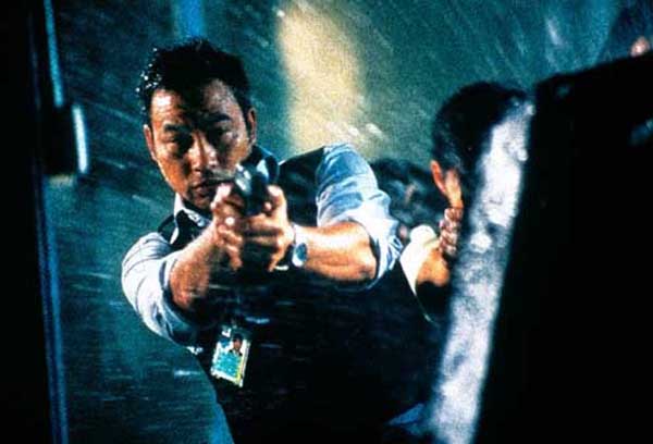 Simon Yam dans Fulltime Killer (2001)