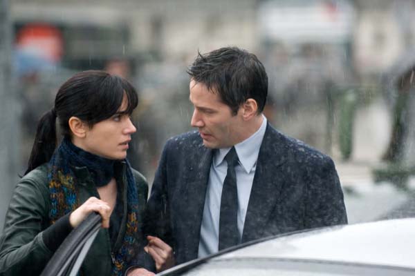 Jennifer Connelly et Keanu Reeves dans Le jour où la Terre s'arrêta (2008)