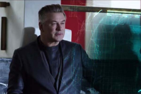 Alec Baldwin dans Andròn: The Black Labyrinth (2015)