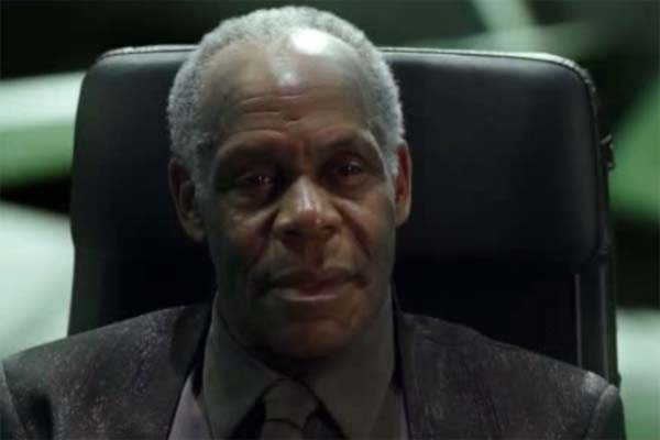 Danny Glover dans Andròn: The Black Labyrinth (2015)