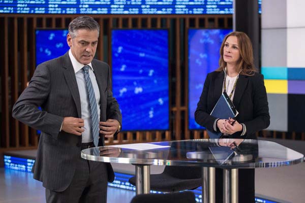 George Clooney et Julia Roberts dans Money Monster (2016)