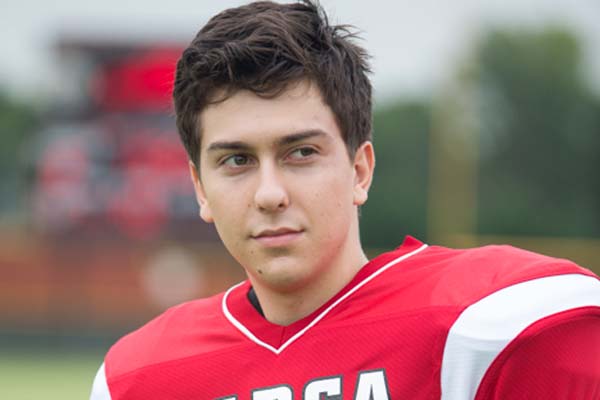 Nat Wolff dans Ashby (2015)