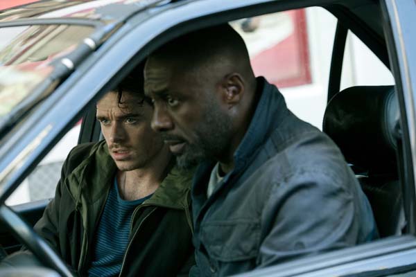Idris Elba et Richard Madden dans Bastille Day (2016)