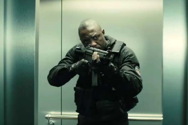 Idris Elba dans Bastille Day (2016)