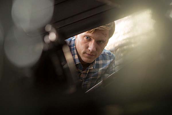 Teddy Sears dans Curve (2015)