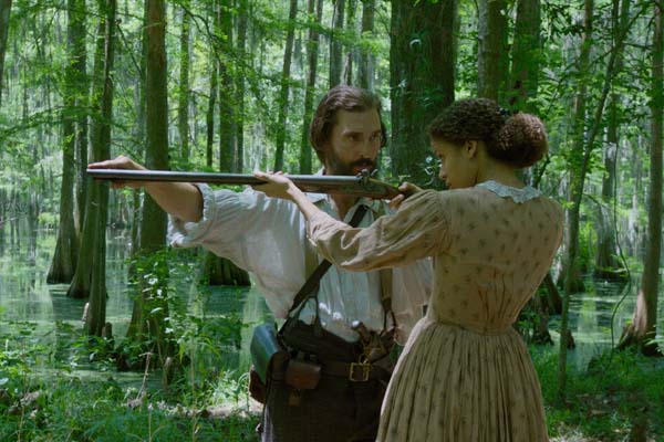 Matthew McConaughey et Gugu Mbatha-Raw dans Free State of Jones (2016)