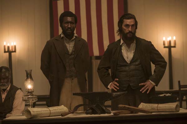 Matthew McConaughey et Mahershala Ali dans Free State of Jones (2016)