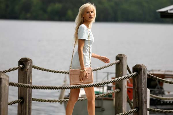 Isabel Lucas dans "Careful What You Wish For" (2015)