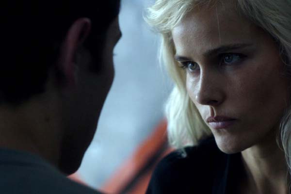 Isabel Lucas dans "Careful What You Wish For" (2015)