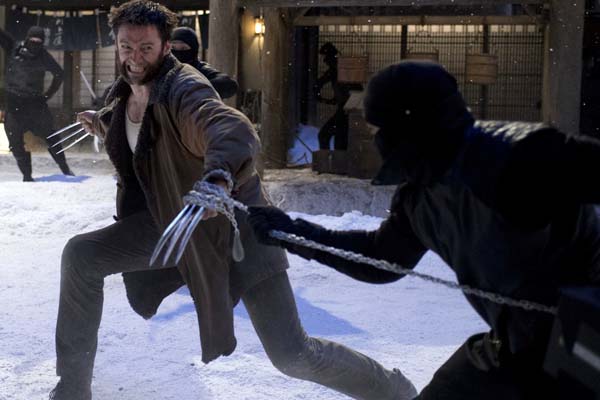 Hugh Jackman dans Wolverine: Le combat de l'immortel (2013)