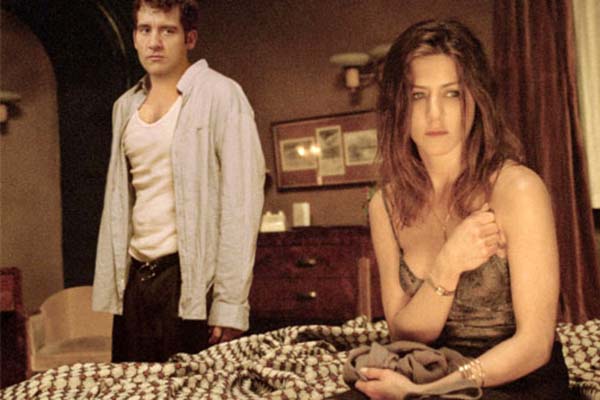 Clive Owen et Jennifer Aniston dans Dérapage (2005)