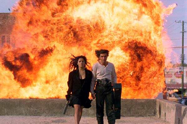 Antonio Banderas et Salma Hayek dans Desperado (1995)