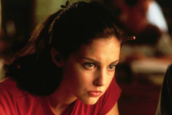 Ashley Judd dans Le collectionneur (1997)