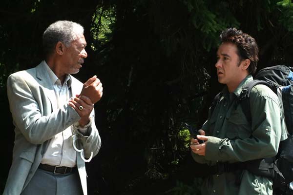 Morgan Freeman et John Cusack dans Le Contrat (2006)