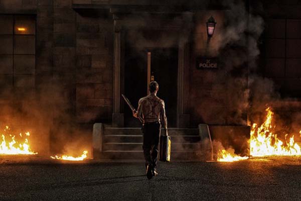 Douglas Russell dans Let Us Prey (2014)