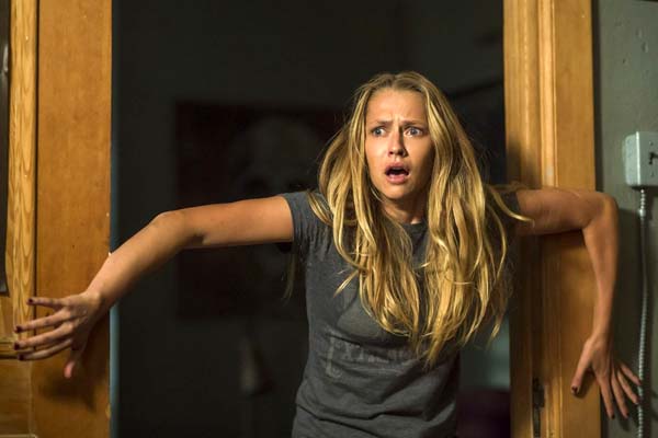 Teresa Palmer dans Dans le noir (2016)