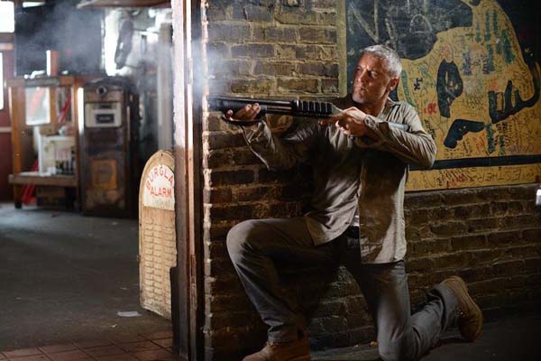 Pasha Lychnikoff dans Rage (2014).