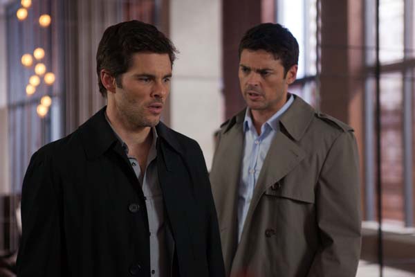James Marsden et Karl Urban dans The Loft (2014)