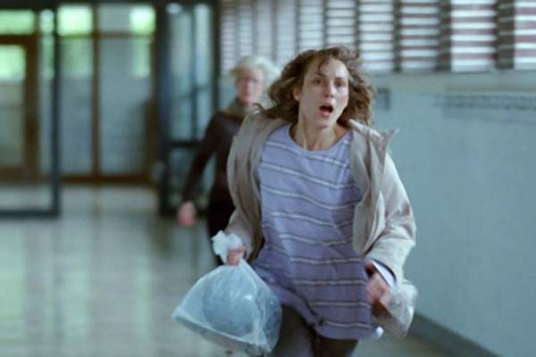 Noomi Rapace dans Babycall (2011)