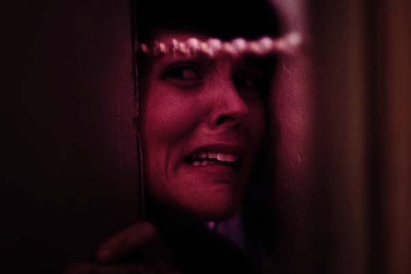 Camilla Luddington dans The Devil's Pact (2014)