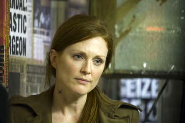 Julianne Moore dans Les fils de l'homme (2006)