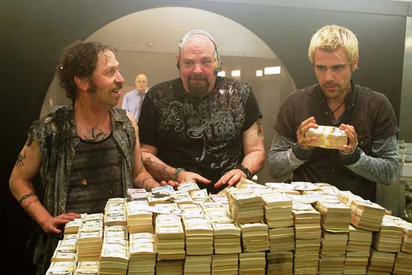 Tim Blake Nelson, Pruitt Taylor Vince, et Matt Ryan dans Flypaper (2011)