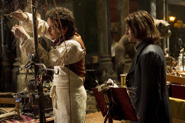 James McAvoy et Daniel Radcliffe dans Docteur Frankenstein (2015)