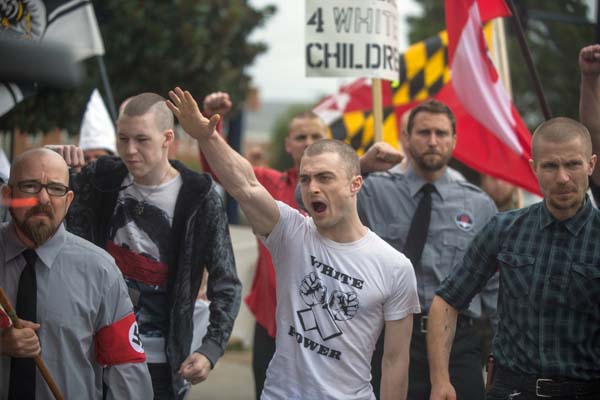 Daniel Radcliffe, Pawel Szajda, et Devin Druid dans Imperium (2016)