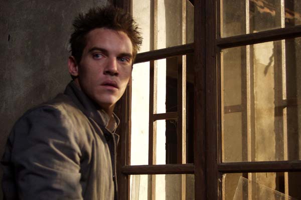 Jonathan Rhys Meyers dans Les Orphelins de Huang Shi (2008)