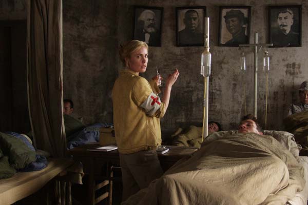 Radha Mitchell dans Les Orphelins de Huang Shi (2008)