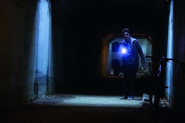 Daren Kagasoff dans Ouija (2014)