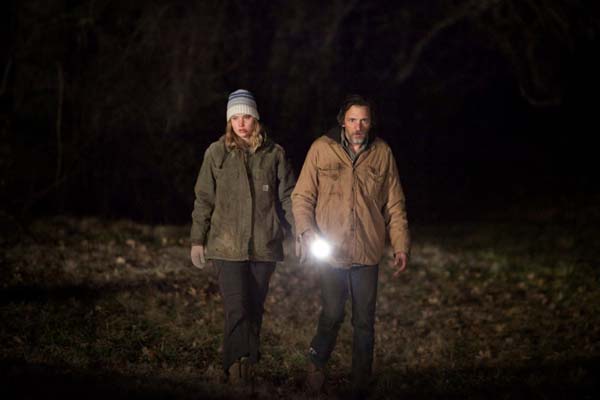 John Hawkes et Jennifer Lawrence dans Winter's Bone (2010)