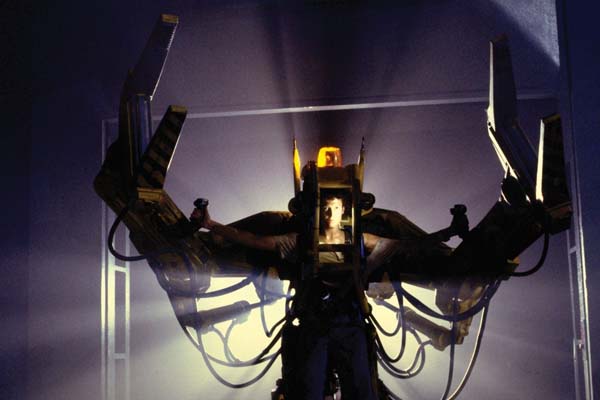 Sigourney Weaver dans Aliens - Le retour (1986)