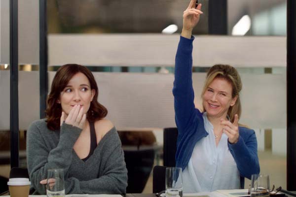Renée Zellweger et Sarah Solemani dans Bridget Jones Baby (2016)