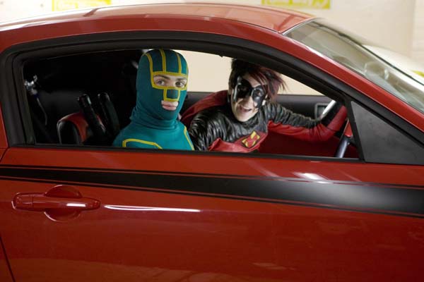 Aaron Taylor-Johnson et Christopher Mintz-Plasse dans Kick-Ass (2010)