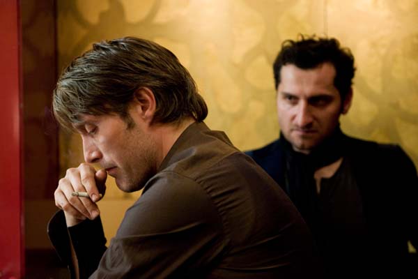 Mads Mikkelsen dans The Door: La porte du passé (2009)