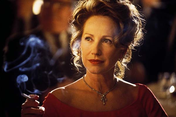 Nathalie Baye dans Arrête-moi si tu peux (2002)