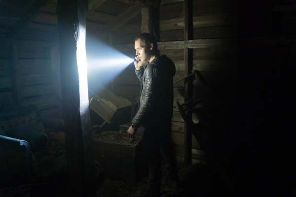 James Allen McCune dans Blair Witch (2016)