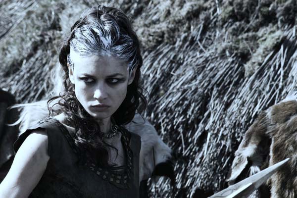 Olga Kurylenko dans Centurion (2010)