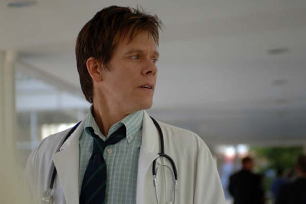 Kevin Bacon dans Etats de choc (2007)