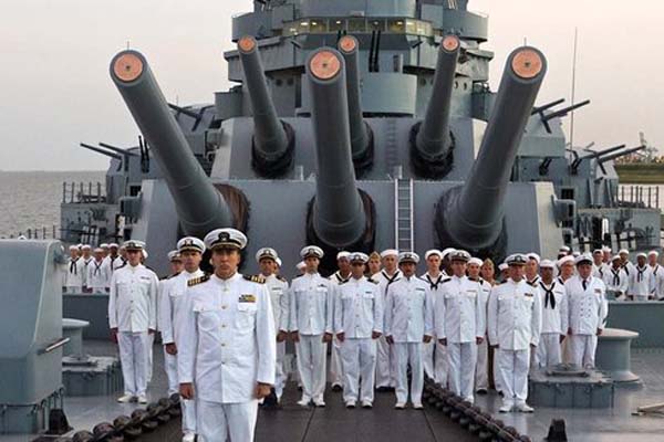 USS Indianapolis: Men of Courage (2016)