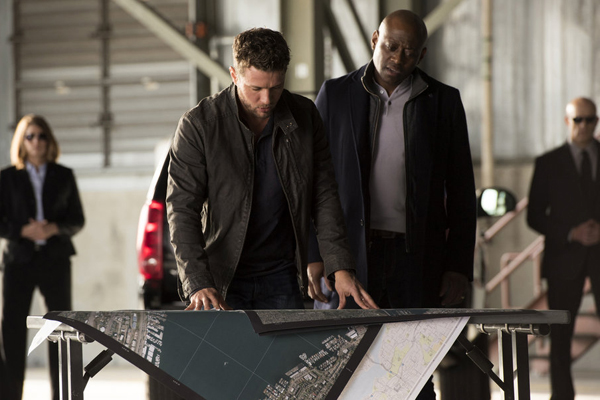 Ryan Phillippe et Omar Epps dans Shooter (2016)