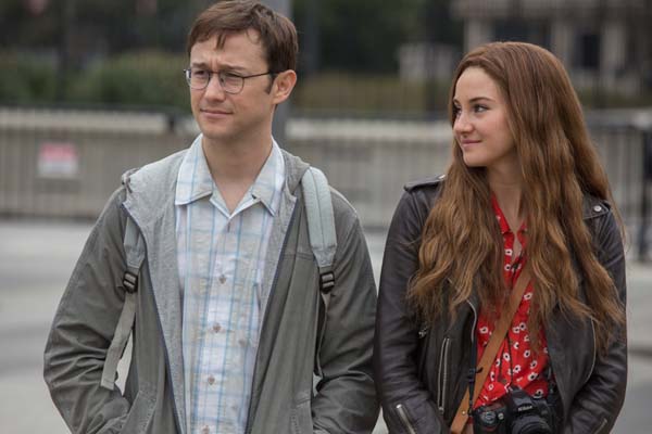 Joseph Gordon-Levitt et Shailene Woodley dans Snowden (2016)